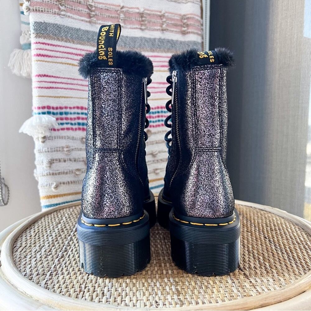 Dr. Martens Jadon Distressed Metallic Faux Fur Lined Platform Boots Women’s 7 - Picture 5 of 7